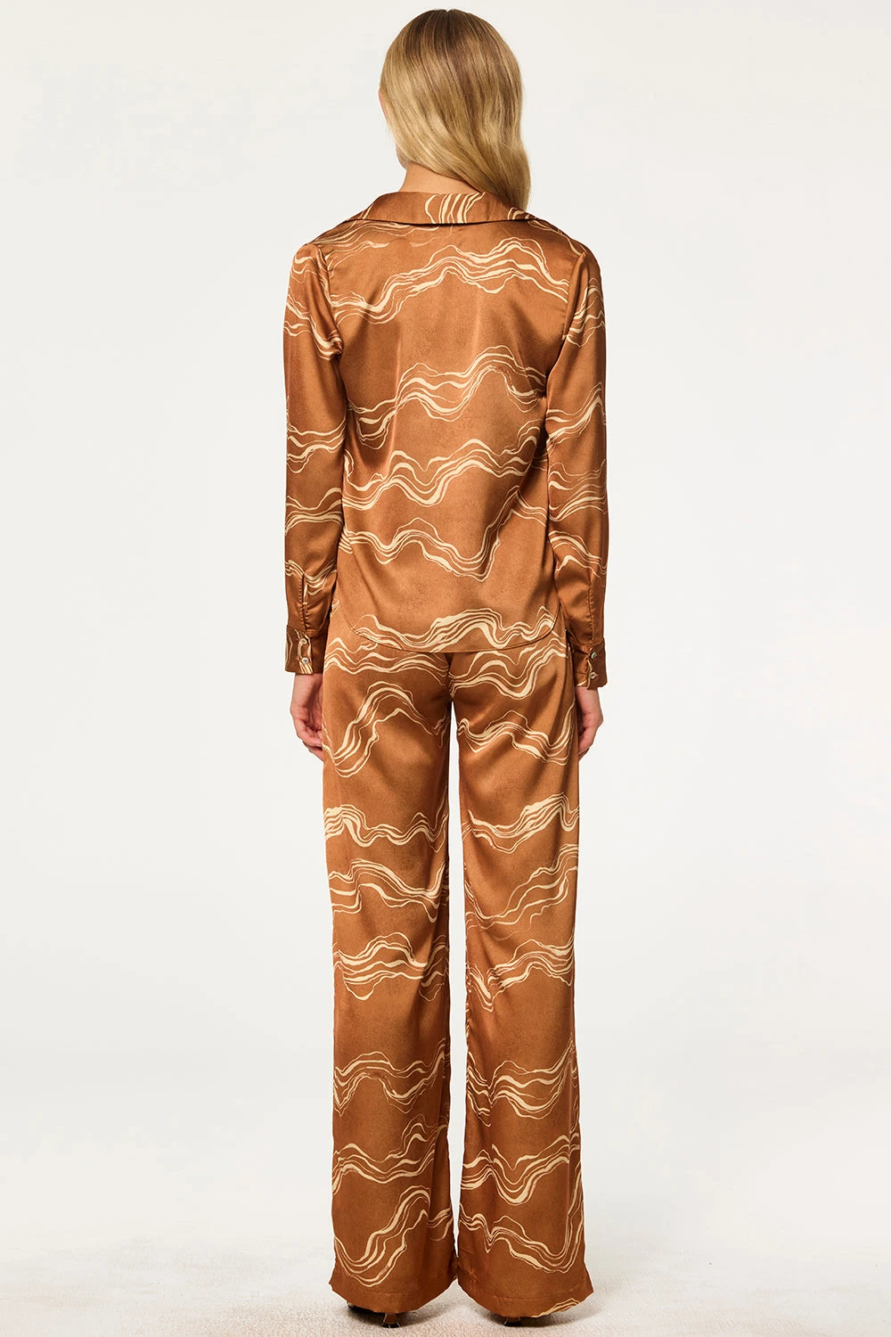 RESHMA PANT - Image 4